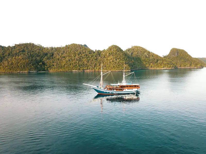 Raja Ampat Explorer