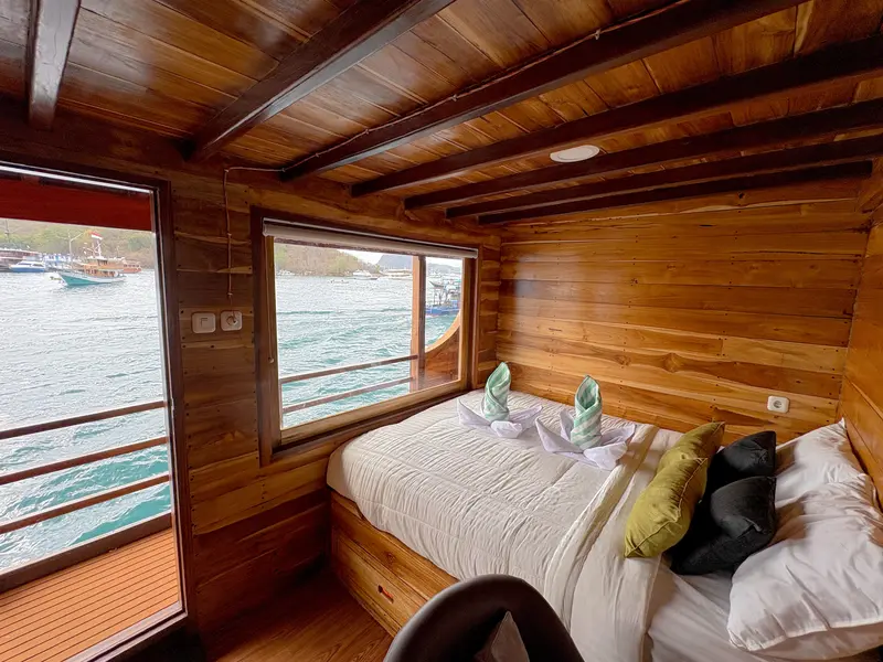 Signature Ocean Cabin