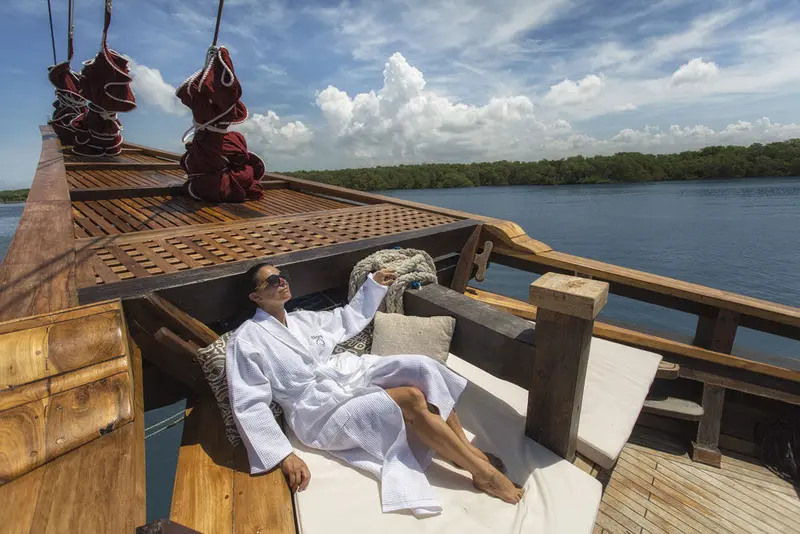 Tiare Cruise