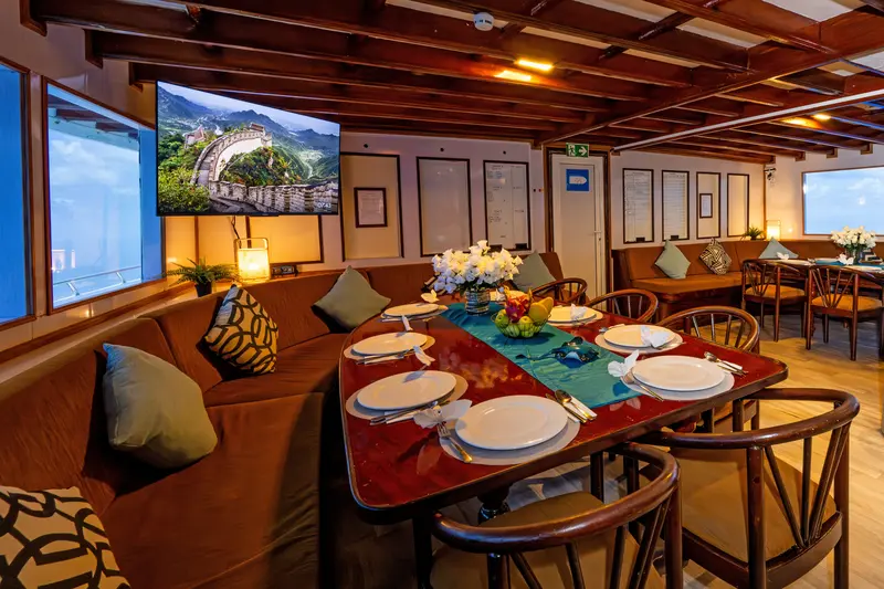 Amba Liveaboard