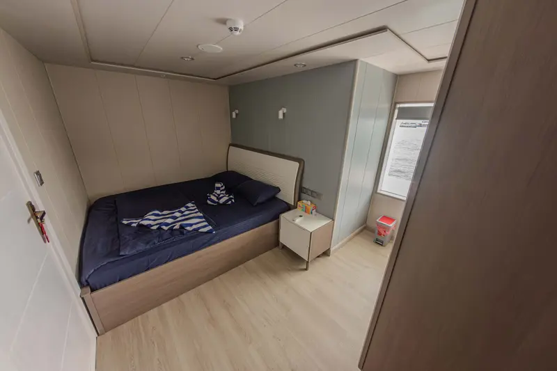 Upper Deck Double Cabin