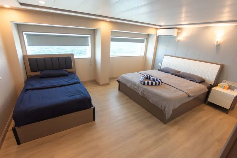 Main Deck Suite Twin Cabin