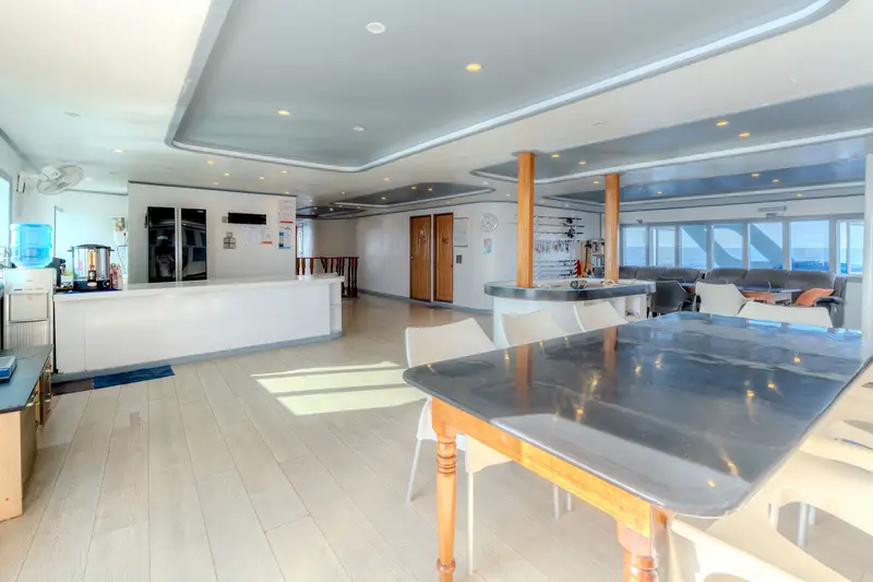 Ocean One