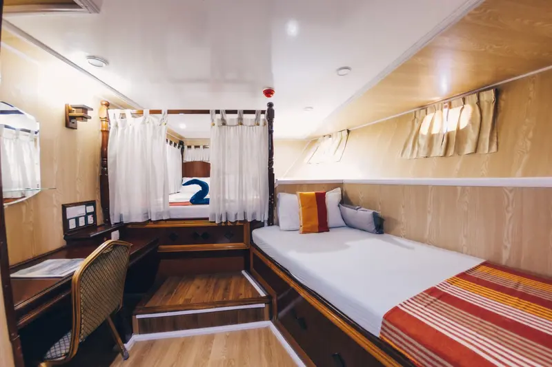 Cabine triple