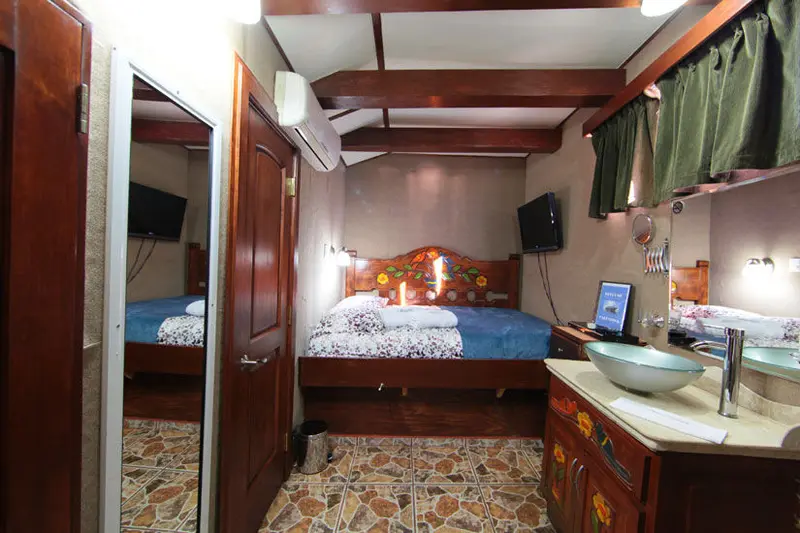 Valentina Double Cabin