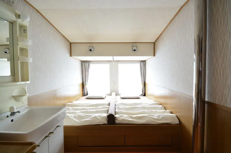 Standard Cabin