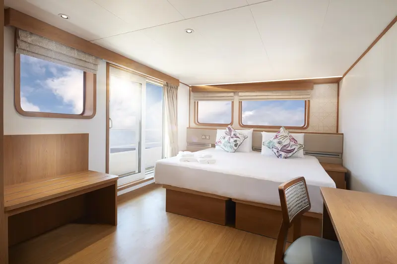 Staterooms (301-302)