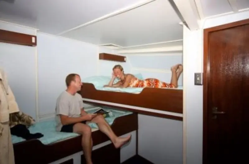 Double + Single Bed Cabin (#9,10)