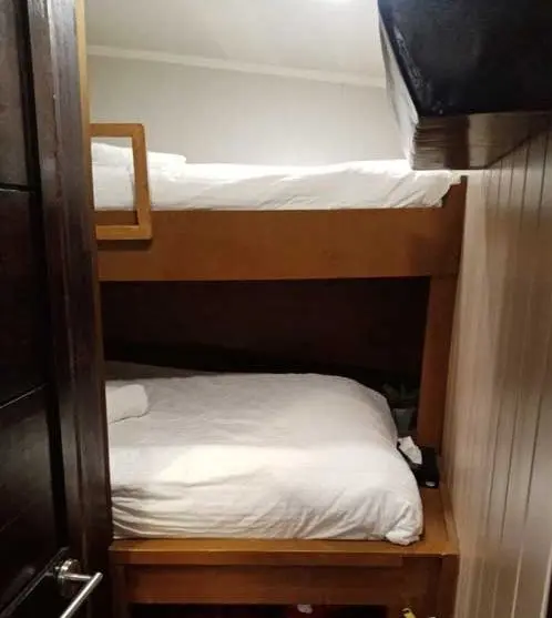 Small (Cabins 7 & 8)