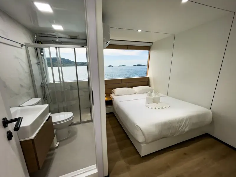 Cabina master, ponte superiore